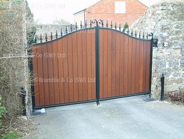 Hardwood Gates,Automated with Underground Hydraulic Motors,Somerset.